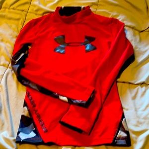 Underarmour boys YSM long sleeve shirt